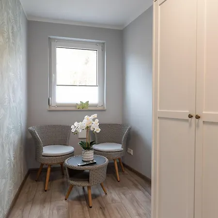 Knuddi S Ferienhof, App 02 Appartement Zempin