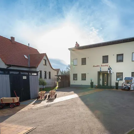 Appartement Knuddi S Ferienhof, App 02 Zempin