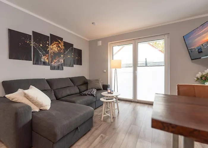 Apartment Knuddi S Ferienhof, App 02 *